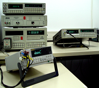 Multifunktionskalibrator, 8,5-stelliges Zur Startseite: Digitalmultimeter und Transferstandard